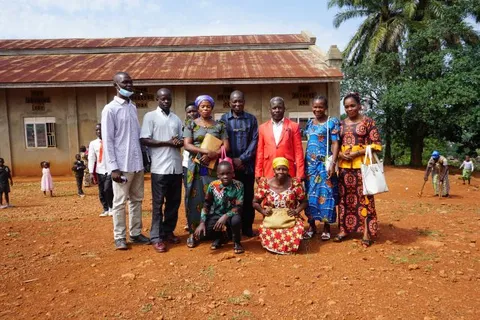 avec le président du comité de langue
